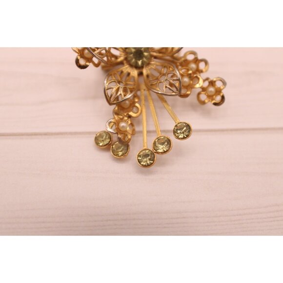 Peridot and Pearl Flower Floral Pin Brooch Lapel Hat Elegant Jewelry Vintage - Picture 10 of 12